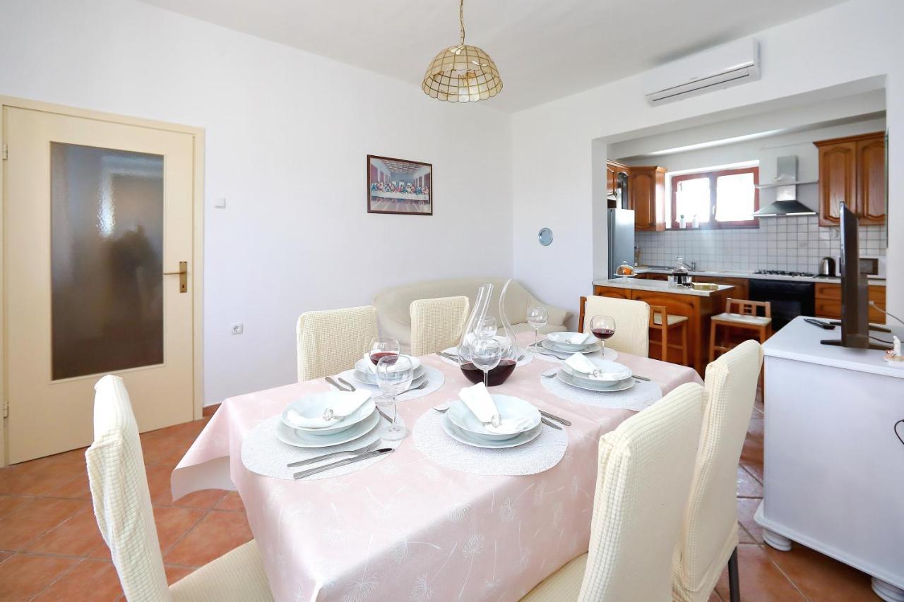 Apartmani Dubravka Bibinje Esterno foto