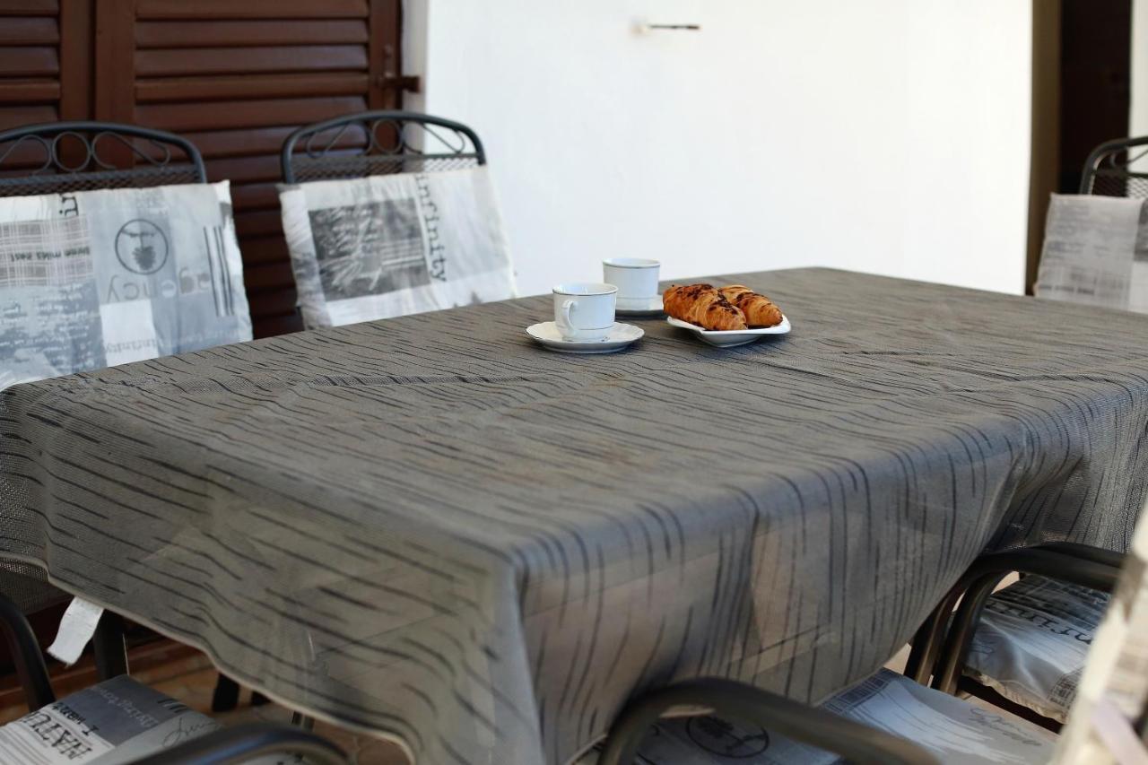 Apartmani Dubravka Bibinje Esterno foto
