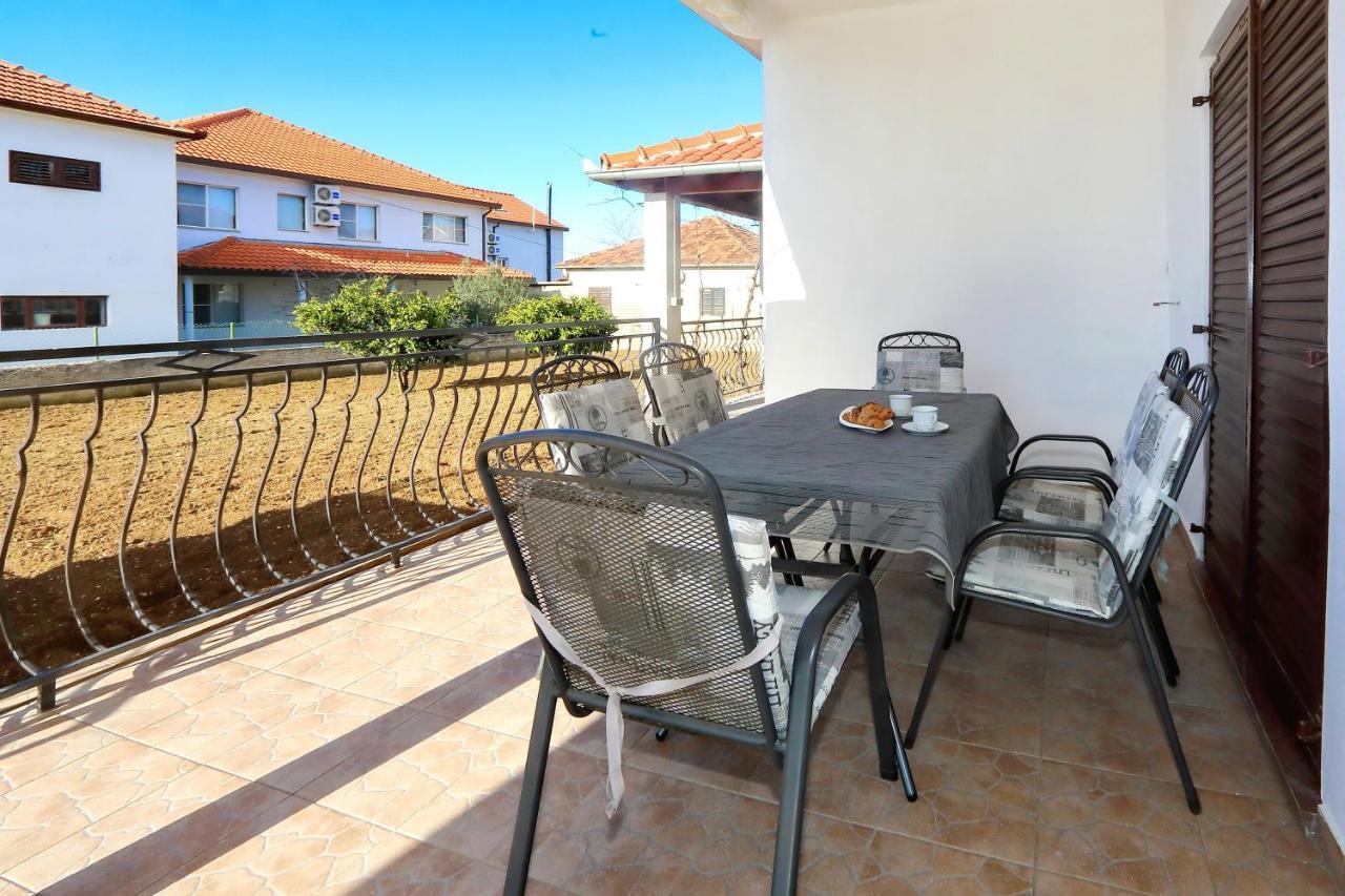Apartmani Dubravka Bibinje Esterno foto