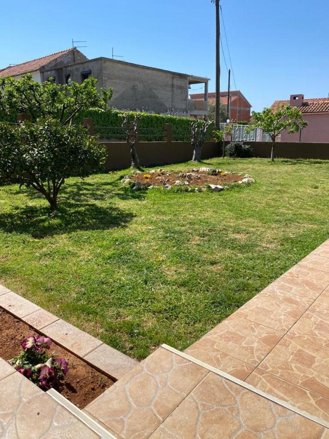Apartmani Dubravka Bibinje Esterno foto
