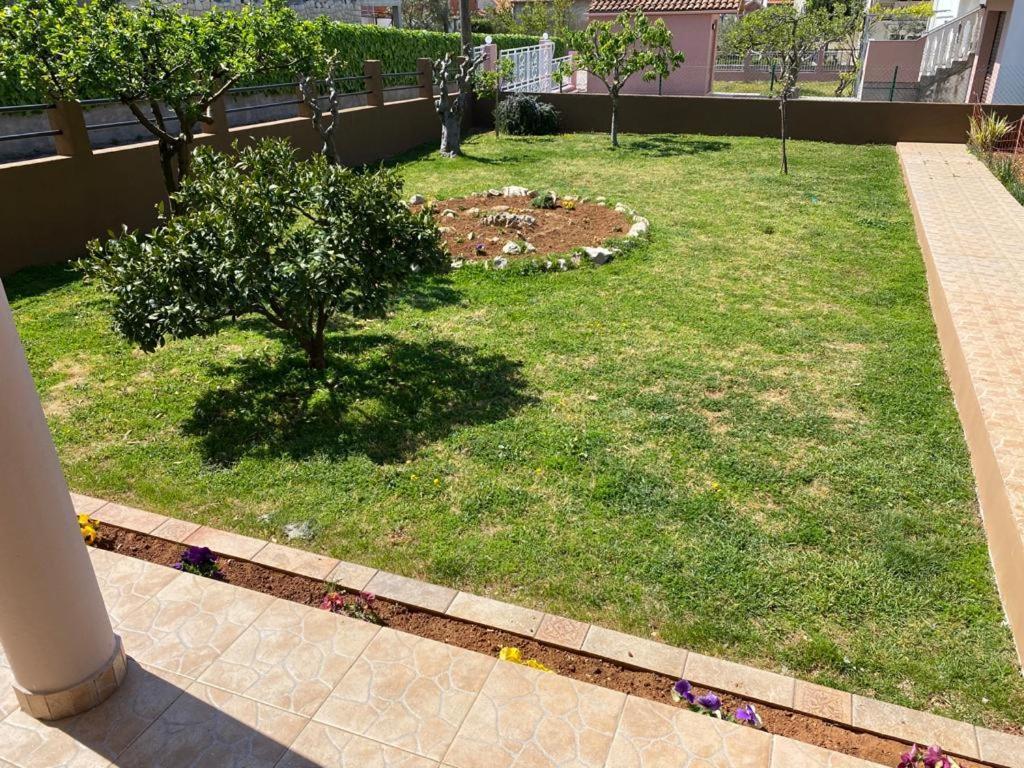 Apartmani Dubravka Bibinje Esterno foto