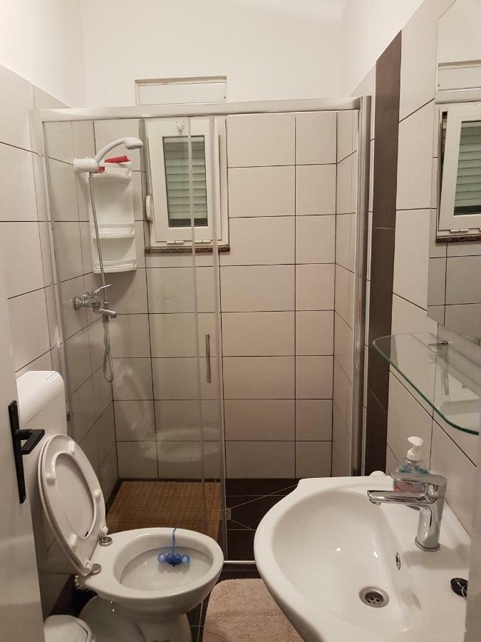 Apartmani Dubravka Bibinje Esterno foto